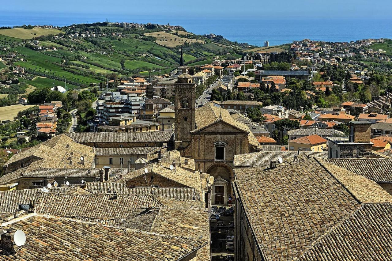 Alloggio "La Fonte" フェルモ エクステリア 写真
