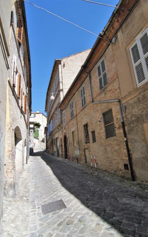 Alloggio "La Fonte" フェルモ エクステリア 写真